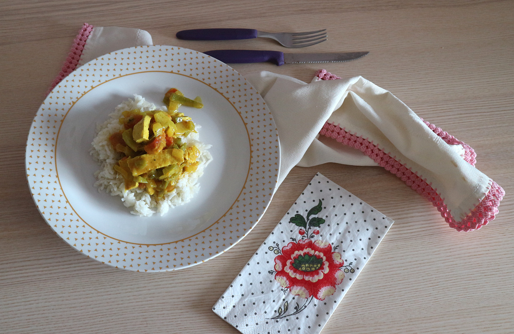 arroz de caril com tofu + receita indiana Arroz de caril + com tofu + receita vegetariana + gastronomia indiana + blogue português de casal + comida caseira + fácil e rápida + Pedro e Telma + blogue ela e ele + ele e ela