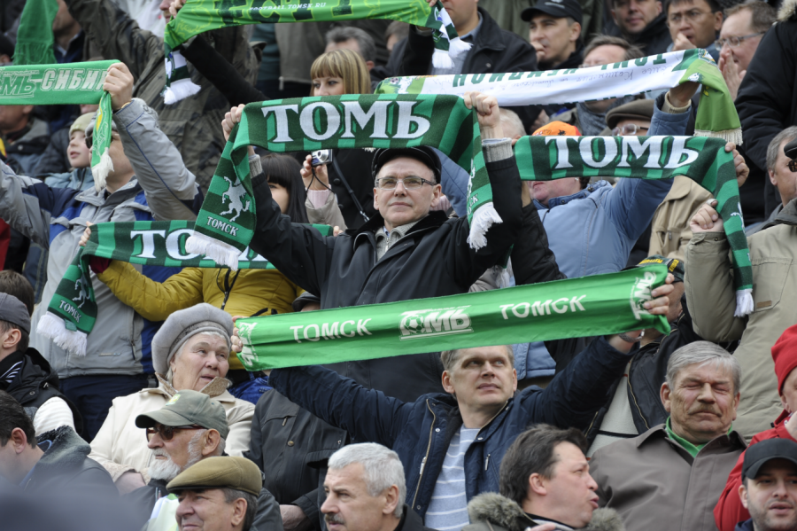 Botões para Sempre FC Tom Tomsk "O orgulho da Sibéria" Rússia Raridade da Brianezi