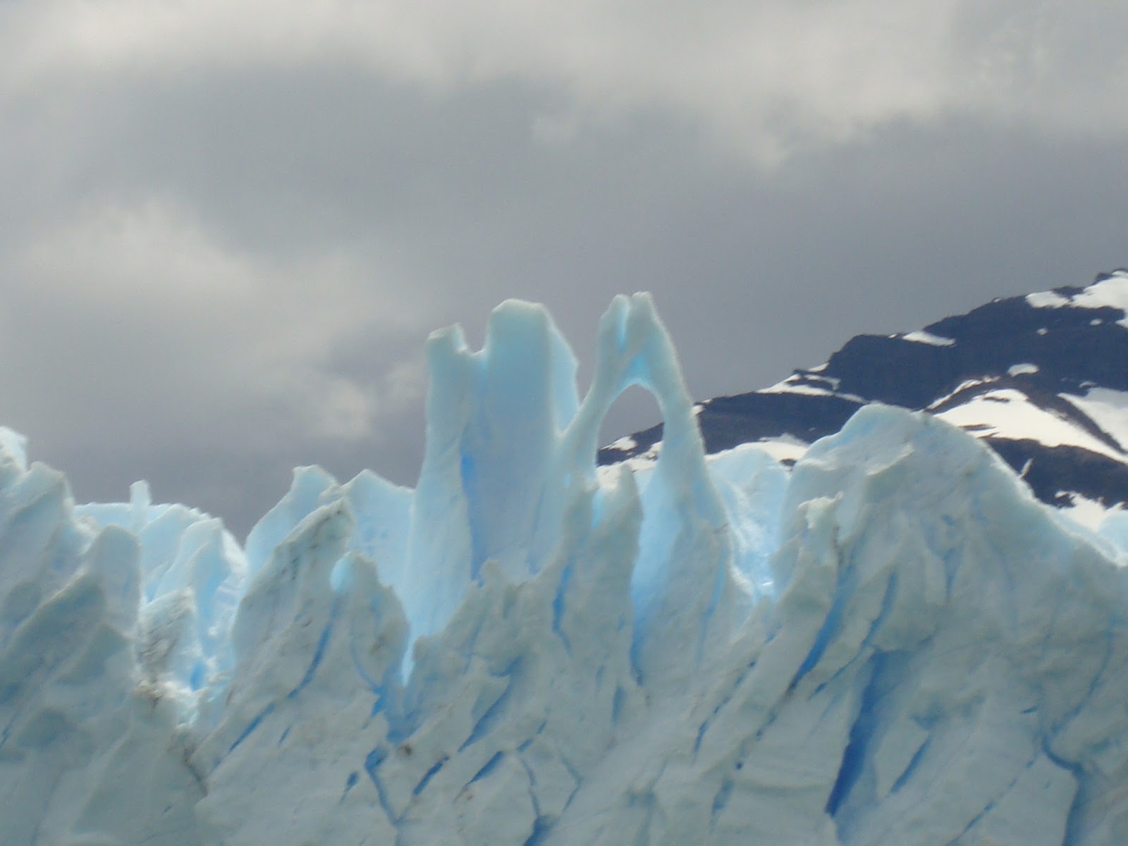 El glaciar Perito Moreno en Argentina. Esculturas en el hielo - EL AÑO DE LAS DOS PRIMAVERAS: 4 MESES VIVIENDO CHILE (7)