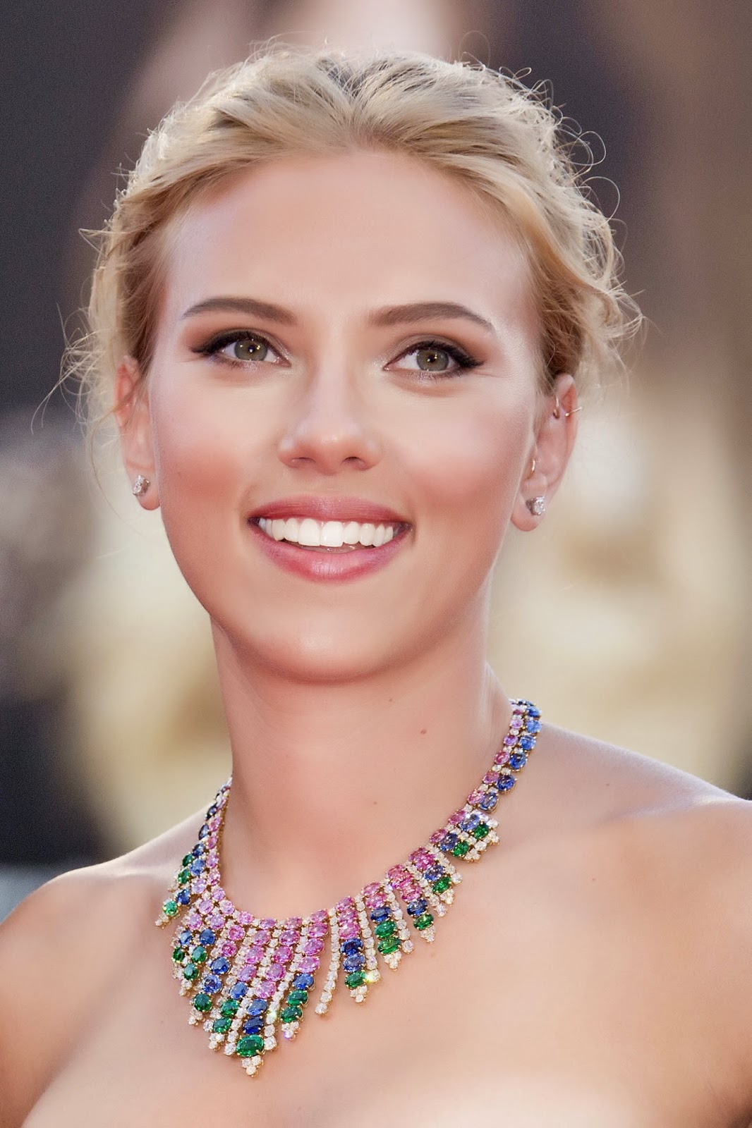 Scarlett-Johansson-Photos--Under-the-Skin-premiere--04