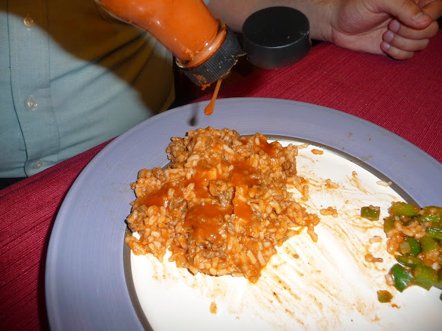how to make a simple and complete Spanish rice meal,