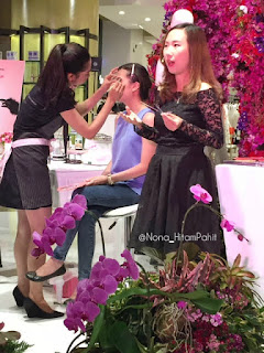 Benefit-cosmetics-brow-wax Benefit-cosmetics-brow-wax