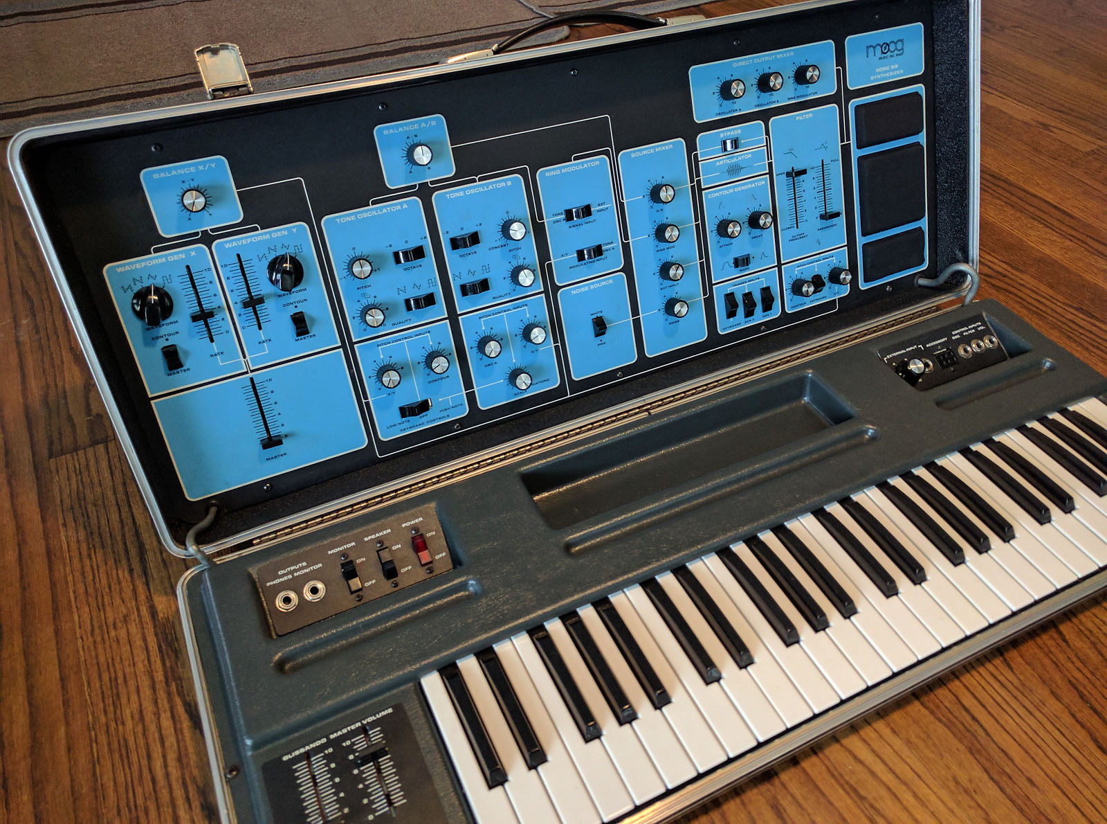 MATRIXSYNTH Moog Sonic Six Analog Synthesizer