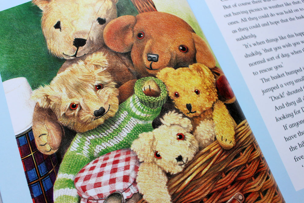 The Bookworm Baby Old Bear's Bedtime Stories