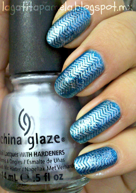 silver chevron nails