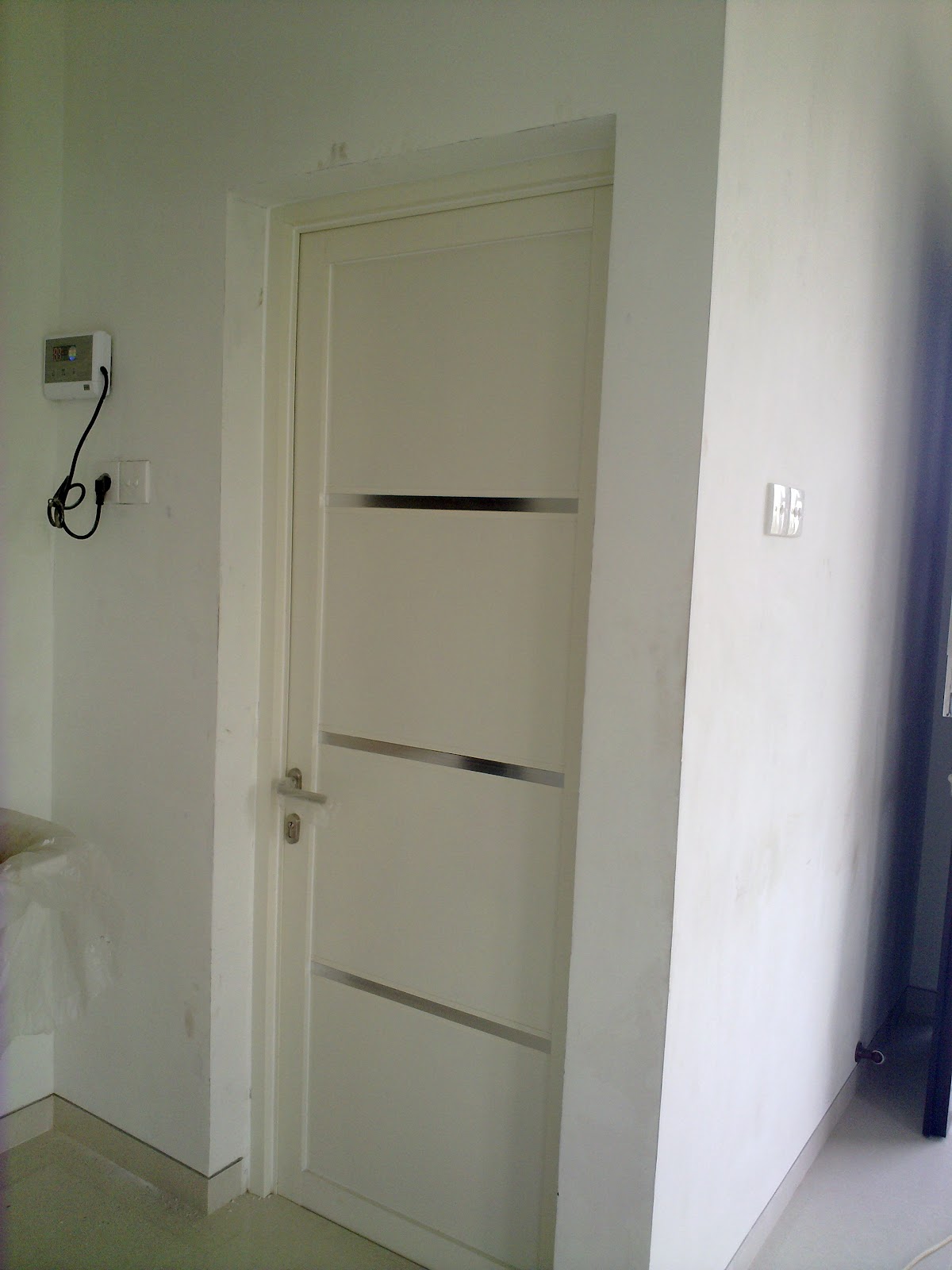 ALDECO: Pintu Aluminium