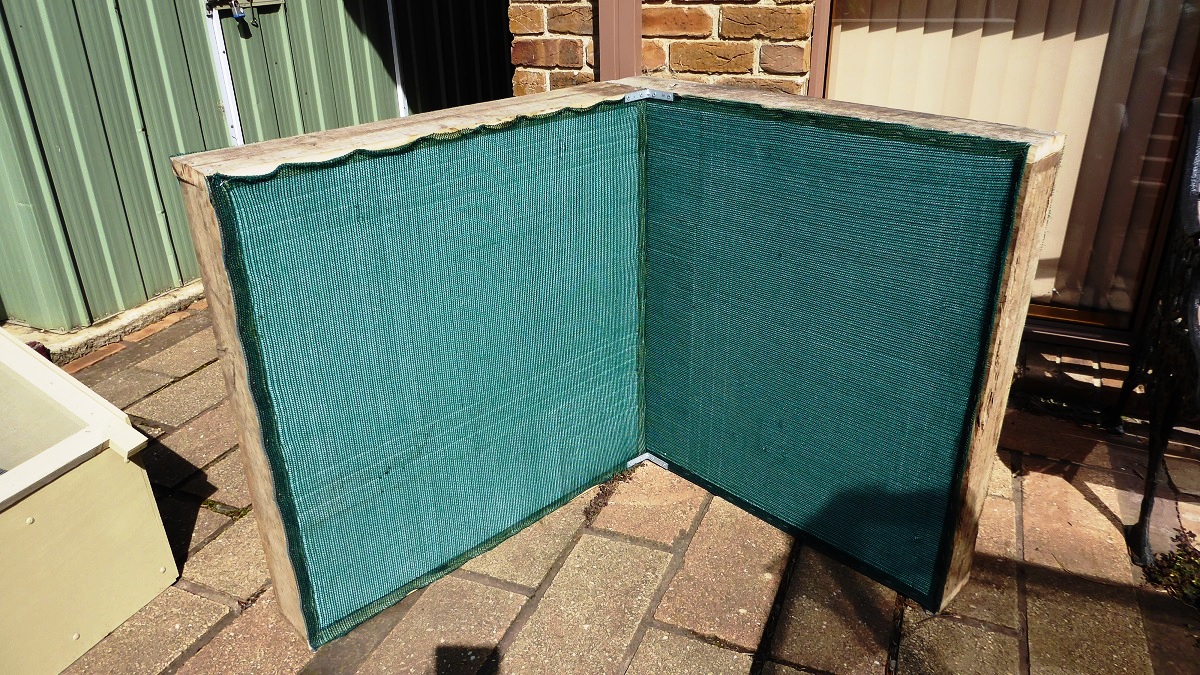 Garden Ecobeds Build a Hot Compost Bin.