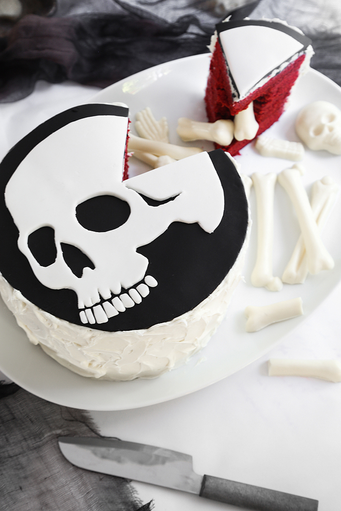 Macabre Birthday Cakes Macabre Birthday Cakes