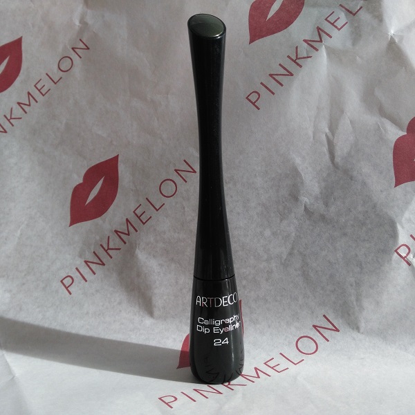 [Werbung] Artdeco Calligraphy Dip Eyeliner 24 cosmic green (LE)