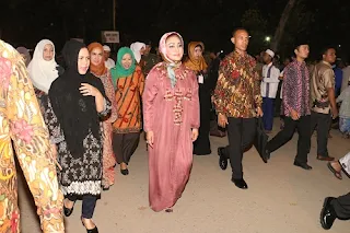 Jokowi Tarawih Di Ponpes At Tauhidiyyah Tegal