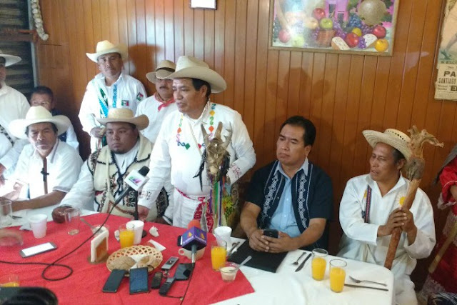 Indígenas defienden su voto a favor del priista Alfredo Del Mazo