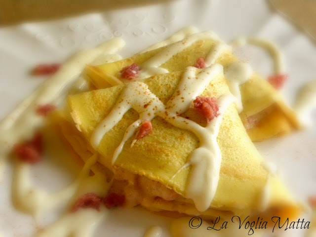 crepes con cotechino e crema di robiola