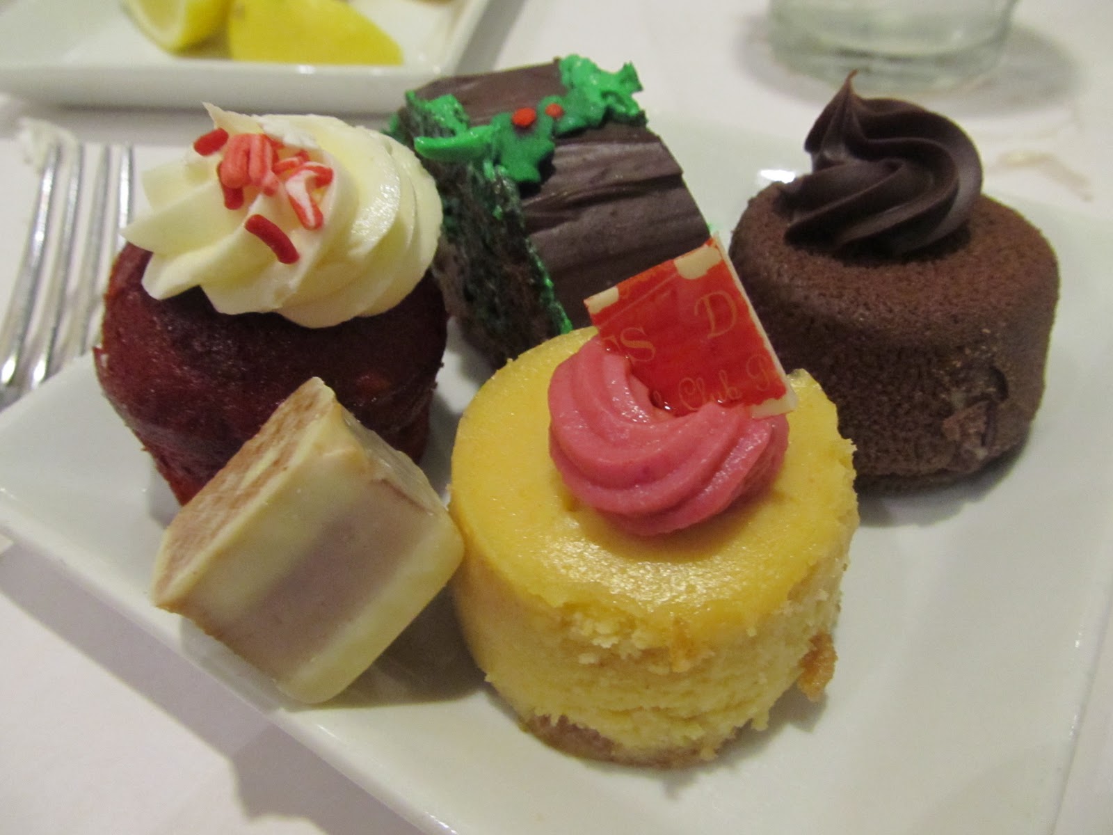 I Need Mom!: Disney's Beach Club Resort-Christmas Day