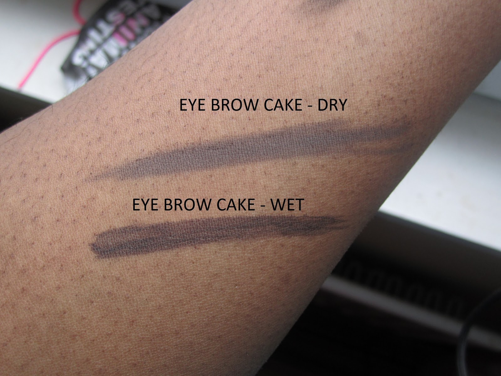 Lissa's Lounge Illasmasqua Eye Brow Cake Review