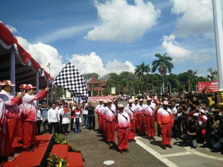 Upacara Pengambilan Api PON XIX dan PEPARNAS XV Tahun 2016 Upacara Pengambilan Api PON XIX dan PEPARNAS XV Tahun 2016
