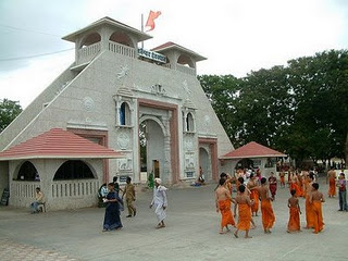 Front View of Shani Shingnapur Temple Picture in Maharashtra