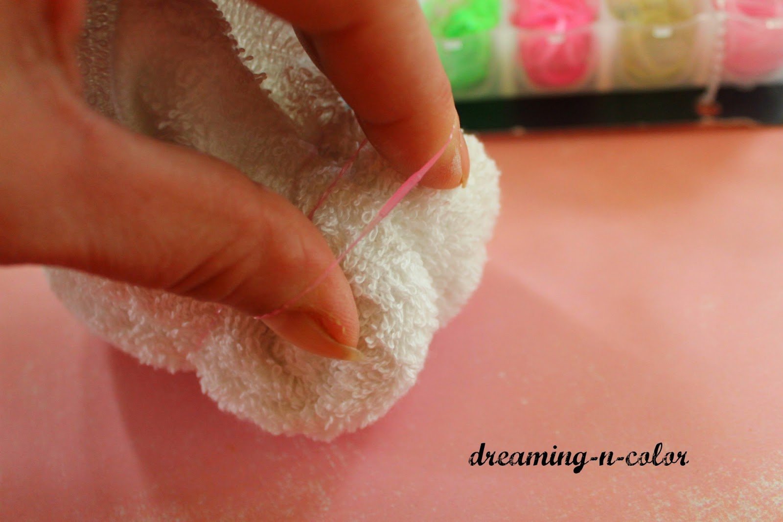 dreamingincolor-how-to-make-a-bunny-washcloth-tutorial