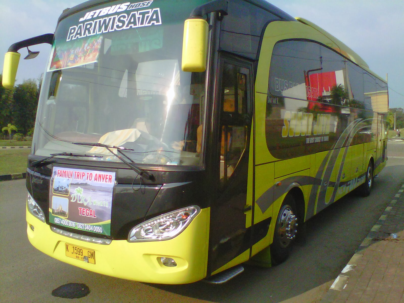 Subur Jaya: Mengarungi Jalan Raya, Mengukir Kenangan Perjalanan Wisata Semarang dan Sekitarnya