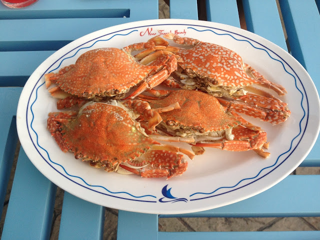 crabs a plate of steamed crabs