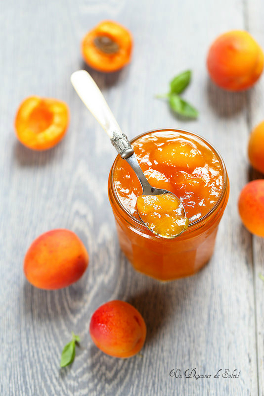 Confiture d'abricots à la fleur d'oranger