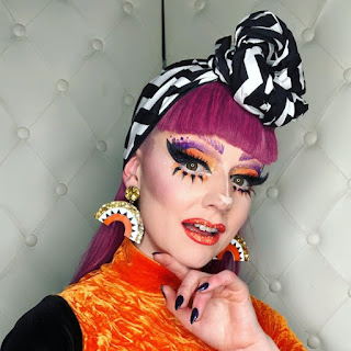 vintage headwear, vintage women's headwear, how to wear vintage head scarf, pinup headwear,
