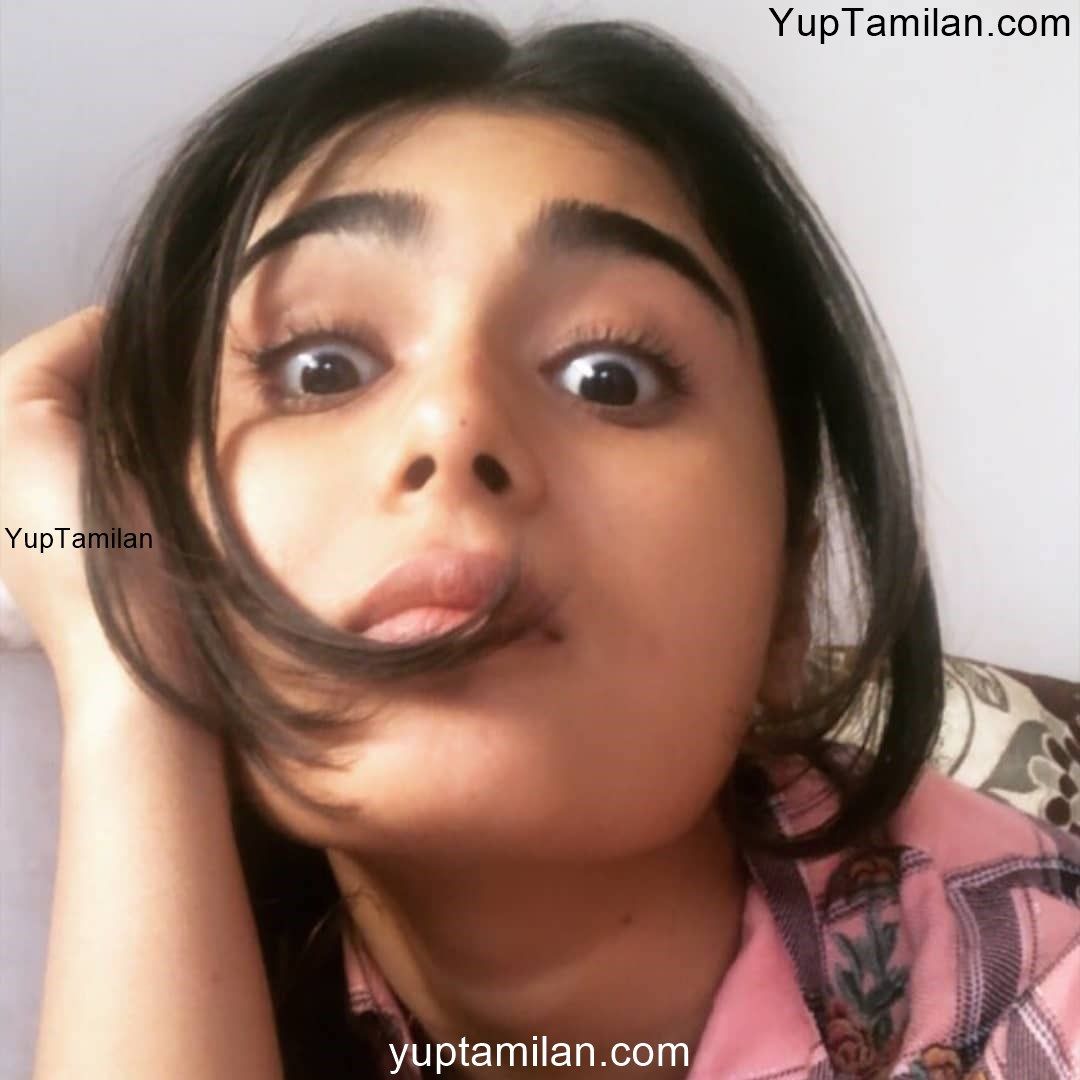 Shalini Pandey Cute and Crazy Expression Photos and Selfie Pictures