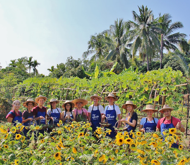 Thai Secret Cooking Class and Organic Garden