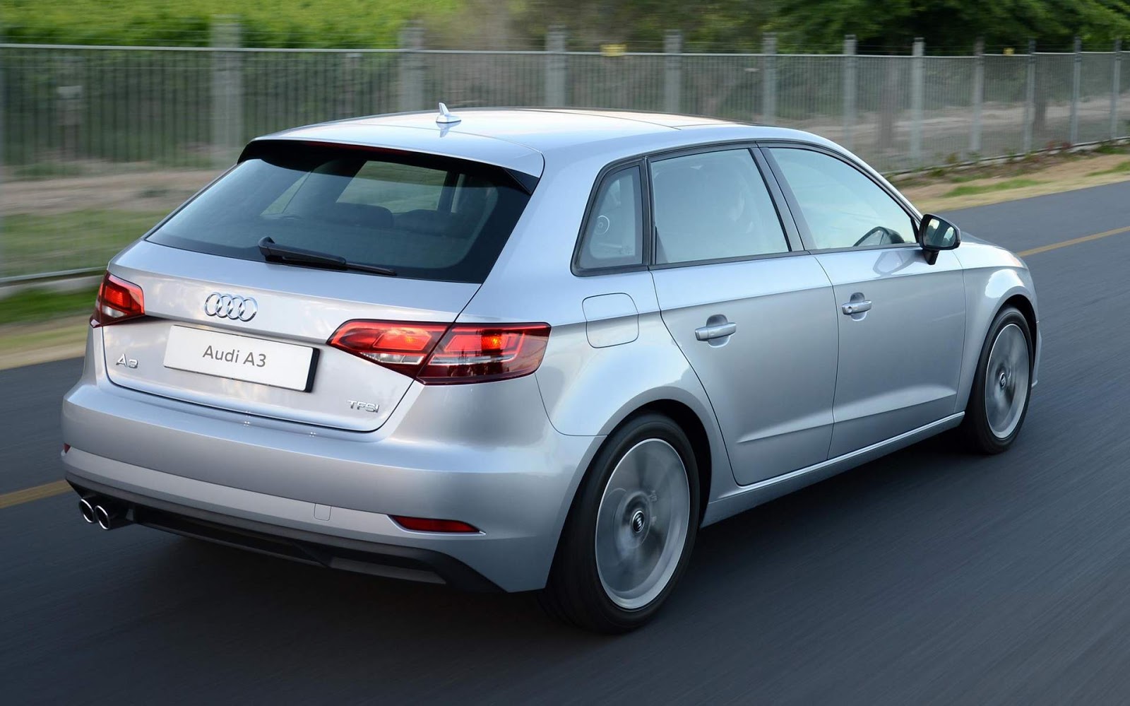 Novo Audi A3 Sporback 2017 chega por R 124.990 reais