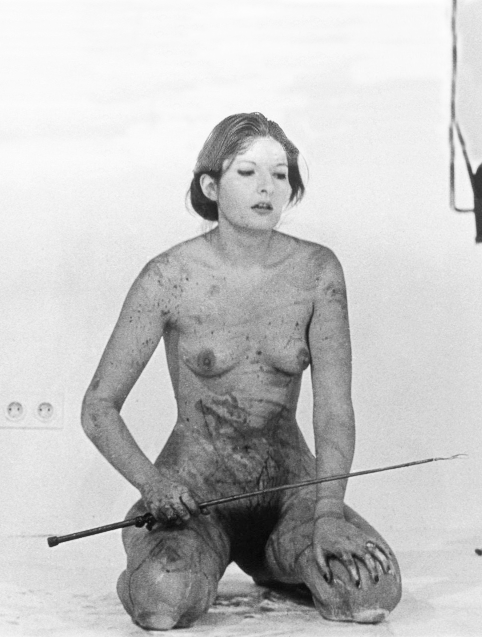 Marina Abramovic, Thomas Lips (1975)