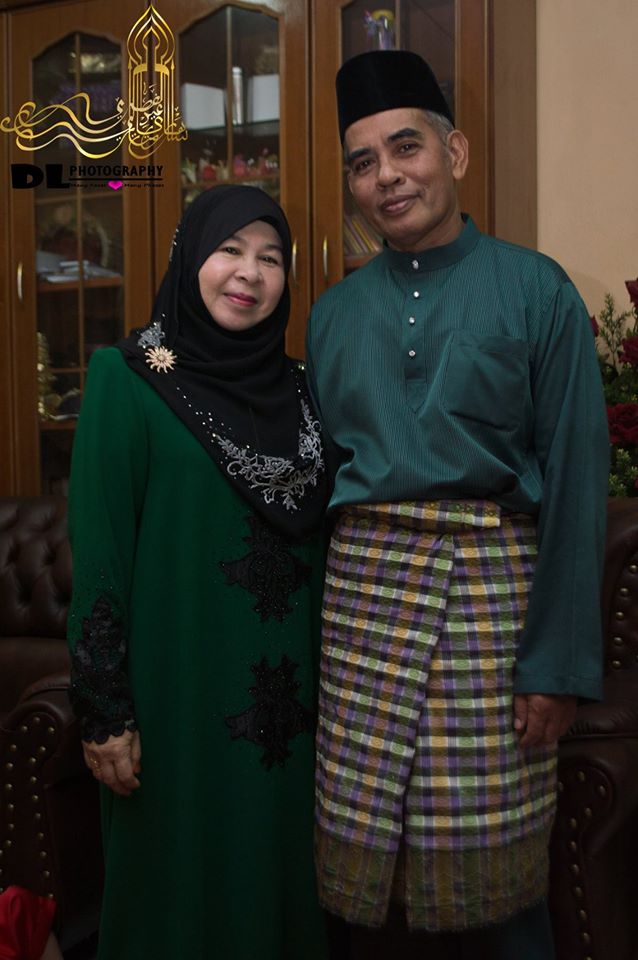 ::: ABAH & MAMA :::