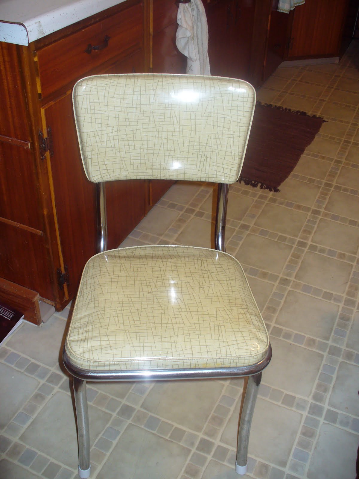 Vintage Ellie A Kitchen Chair Update
