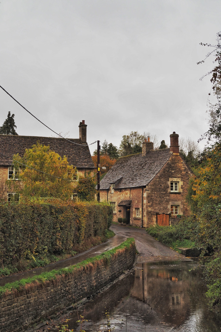 Village de Lacock dans les Cotswolds en Angleterre