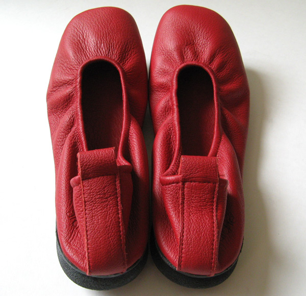 ARCHE RED LEATHER BALLET FLATS WOMENS SIZE 9