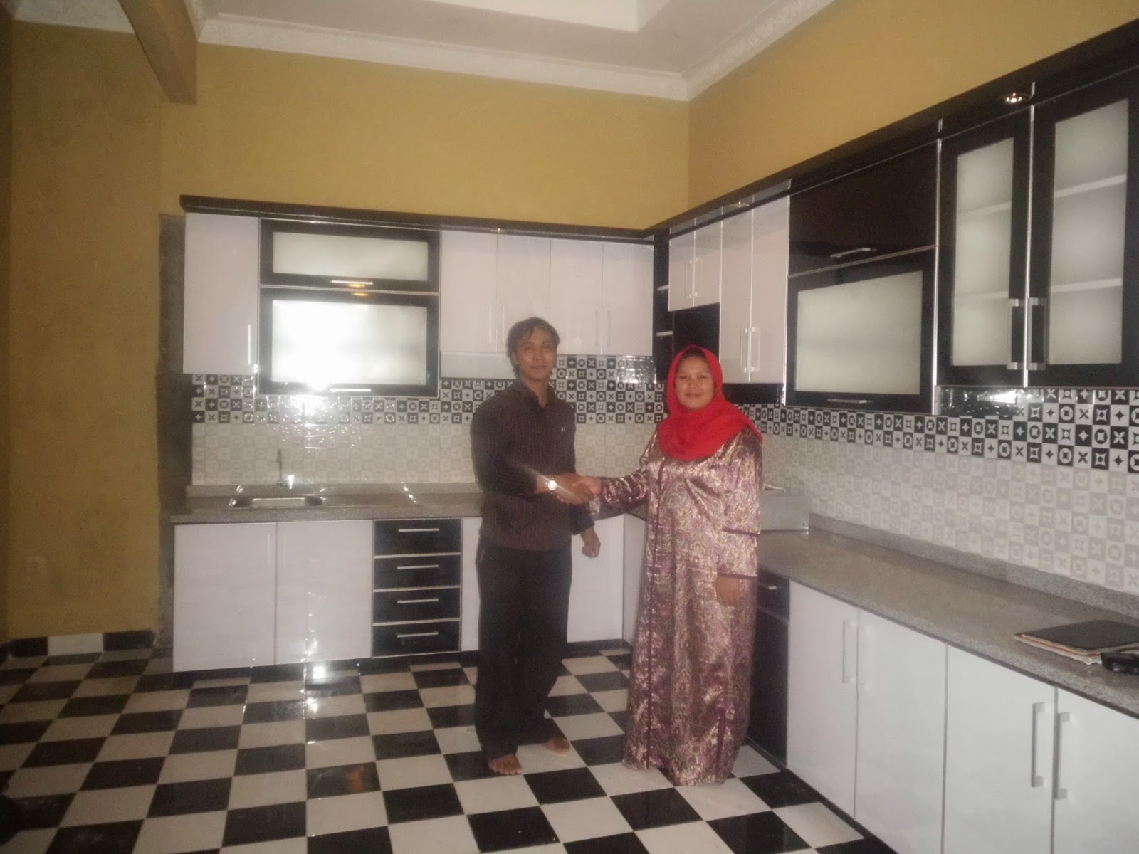 BERLIAN KITCHEN SET MINIMALIS MURAH PARTISI ATAU BERLIAN KITCHEN SET MINIMALIS MURAH PARTISI ATAU