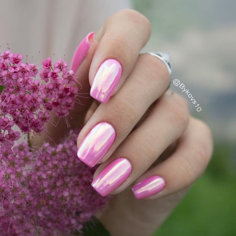 The Science Behind A Color Changing Nail Polish