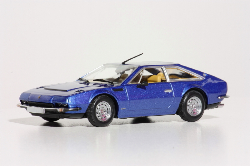 Miniautohobby Lamborghini Jarama 400 Gt