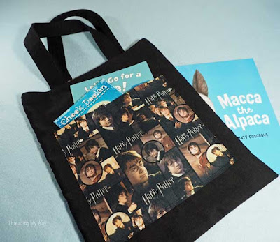 https://www.threadingmyway.com/2018/06/harry-potter-library-bag.html