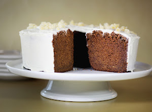 Anna's Gluten-Free Recipe Featured in The Boston Globe.  Click on cake for the recipe.