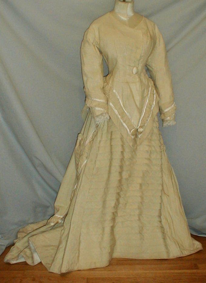 All The Pretty Dresses: 1870's Ivory Dress