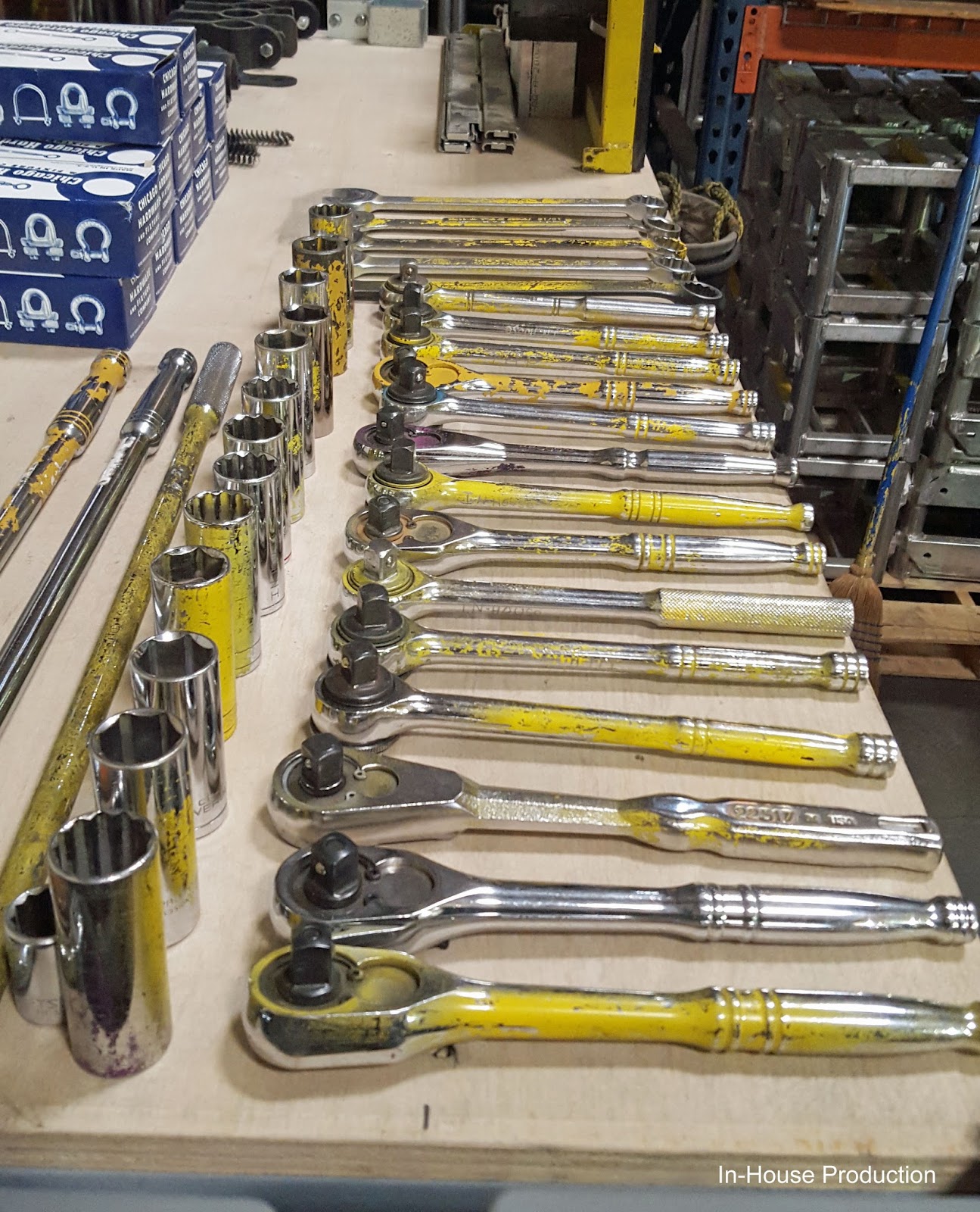 " IHP's PIPELINE POST " TOOLS USED BY RIGGERS, UP RIGGERS OR DOWN