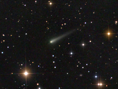Photograph of Ison by David Peach showing tail and coma