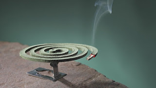 Ο καπνός από ένα “φιδάκι” για κουνούπια είναι ίσος με 100 τσιγάρα