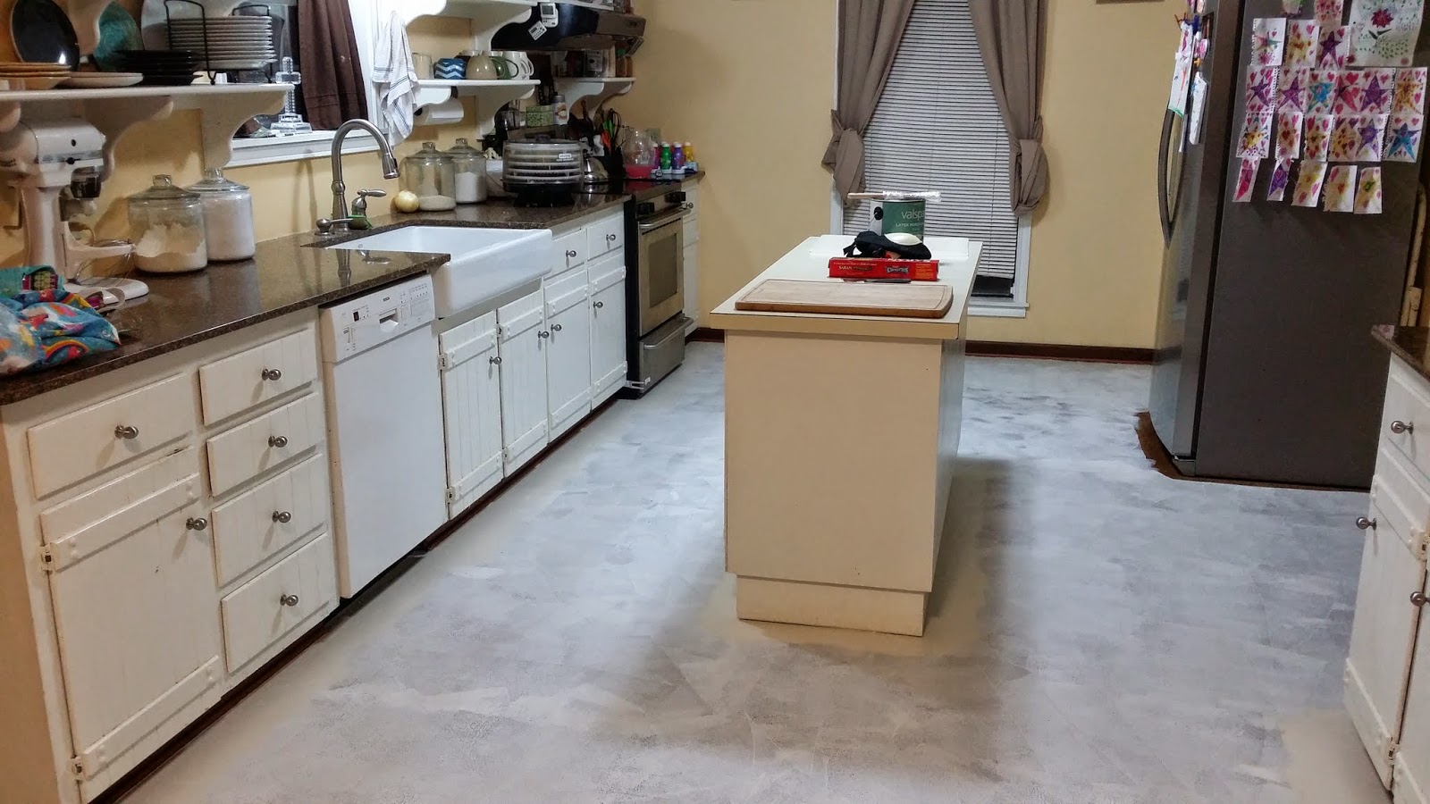 How I Painted my Linoleum Floors