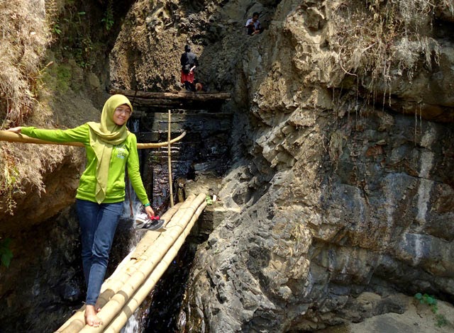 Air Terjun Kerta Gangga, Kolam Alami Yang Mempesona