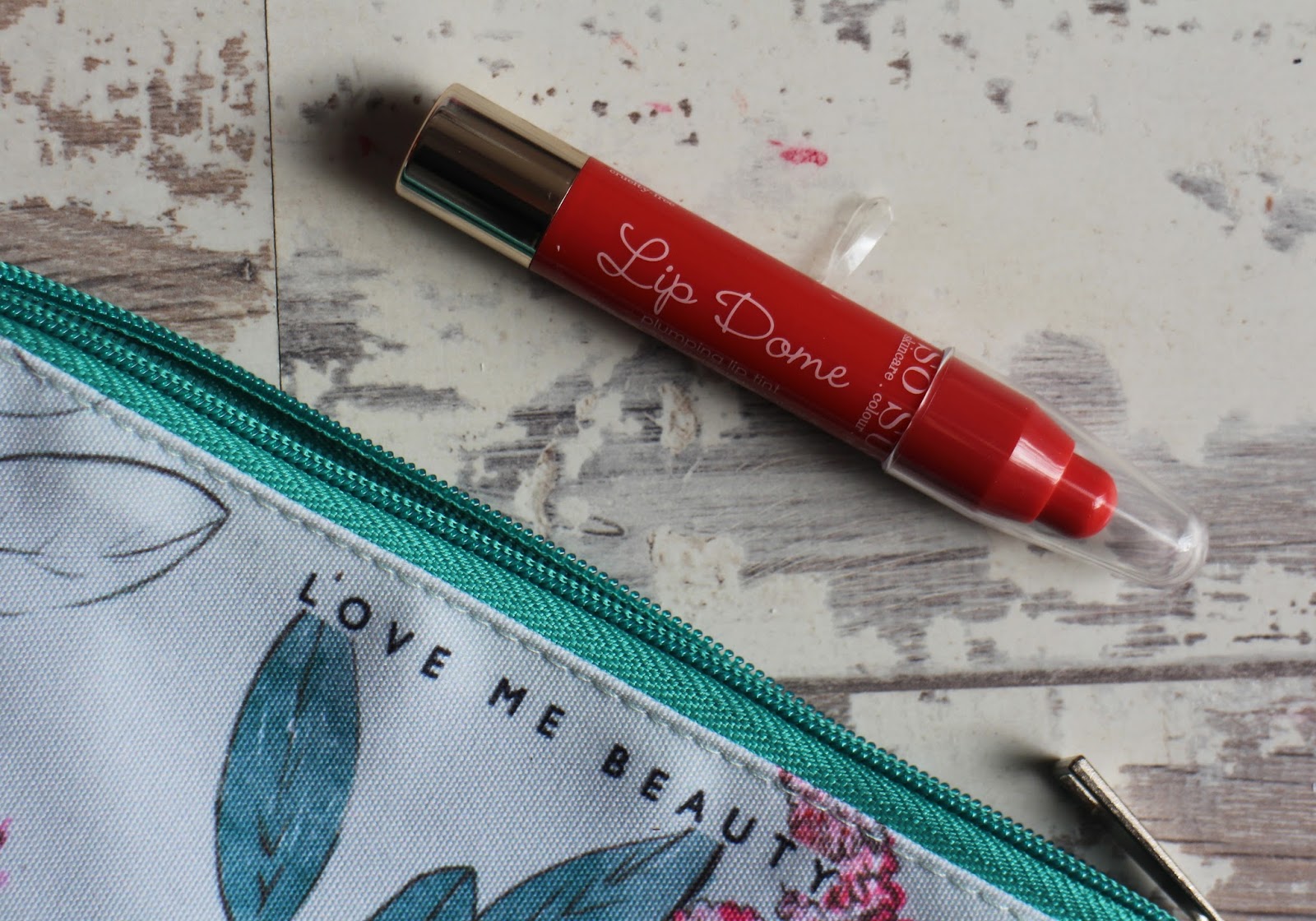 Love Me Beauty | October Love Me Beauty | October