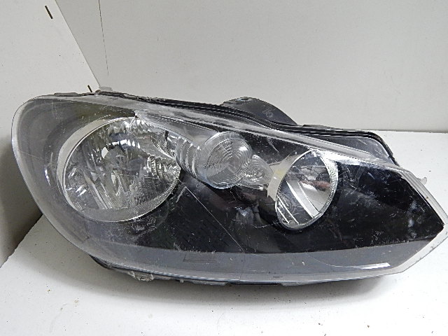 Naprawa świateł samochodowych VW Golf VI prawa oryginalna