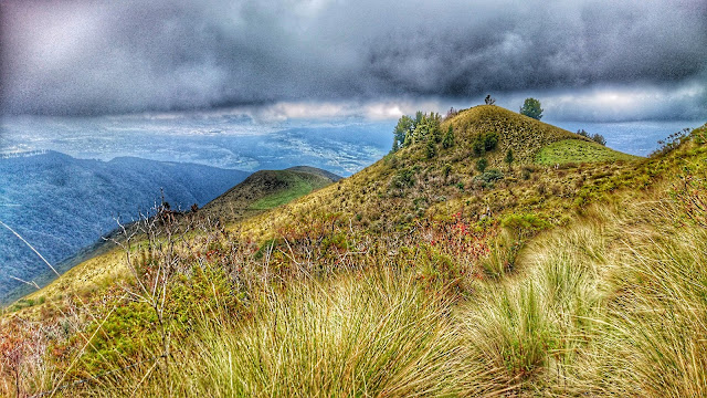 Michi-um-die-Welt Pasochoa hiking wandern Quito Wandern-in-Ecuaodor