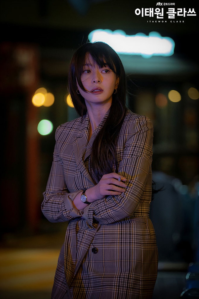 이미지에 대체텍스트 속성이 없습니다; 파일명은 %25EC%259D%25B4%25ED%2583%259C%25EC%259B%2590%25ED%2581%25B4%25EB%259D%25BC%25EC%258A%25A4.jpg 입니다.