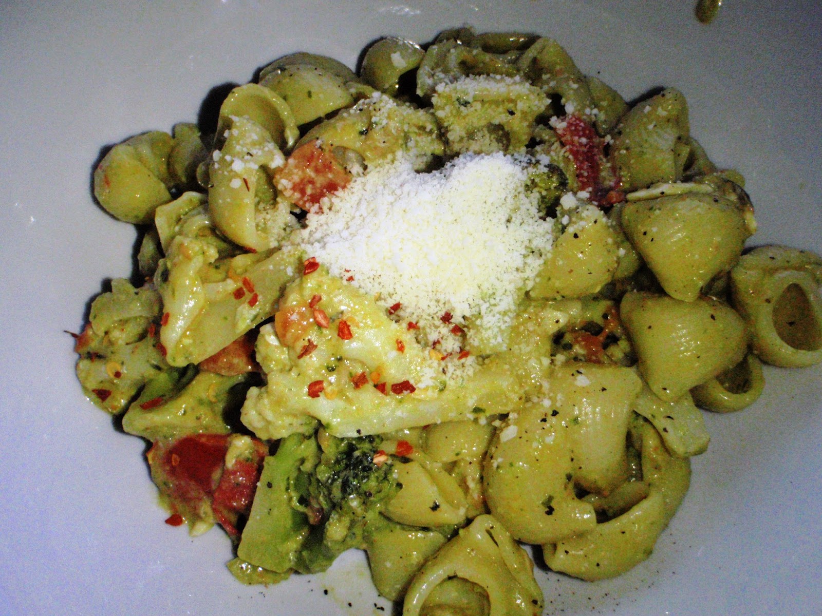 Friends & Foodies Forever Anchovy Pesto Shells