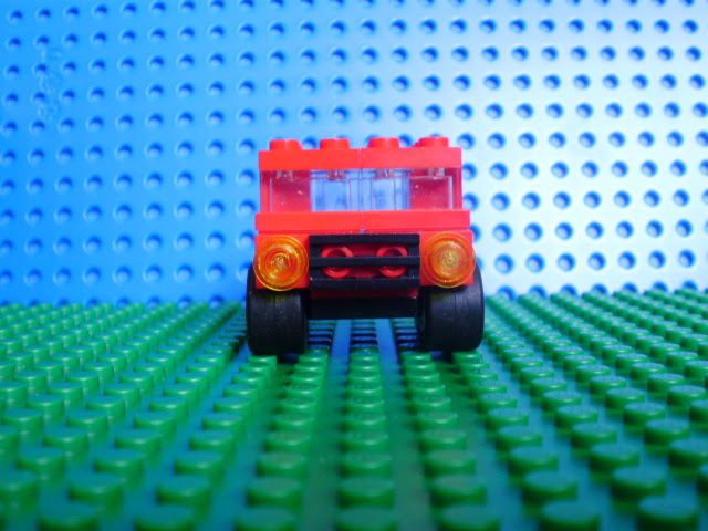 MOC LEGO Mini TT vermelho